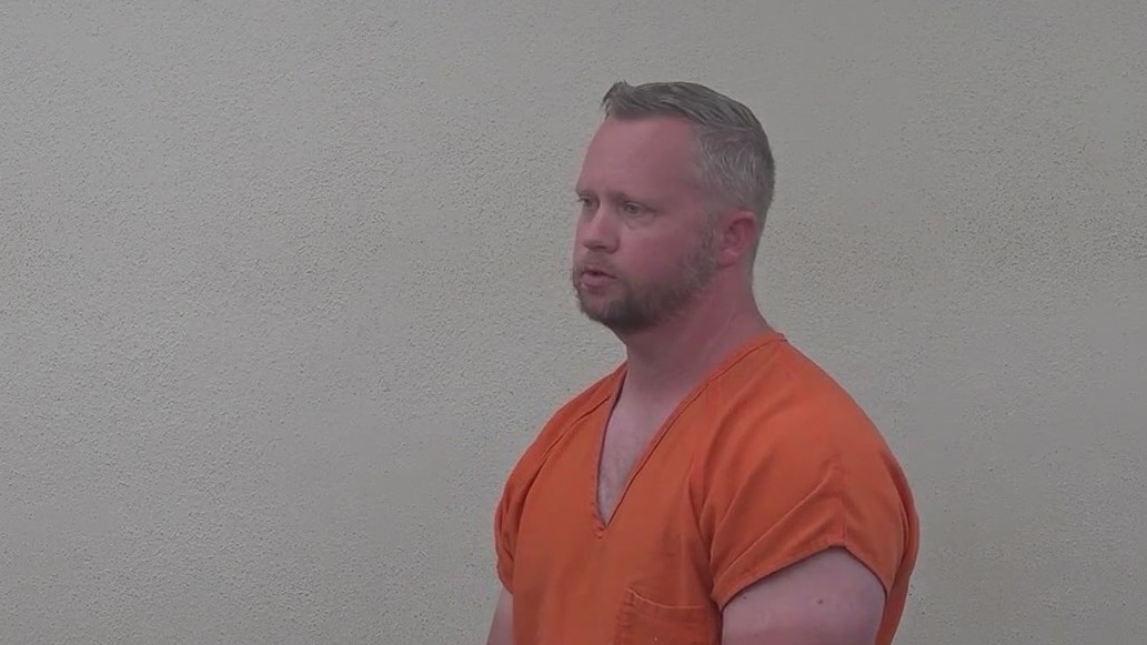 Deputy accused of asking women for sexual acts